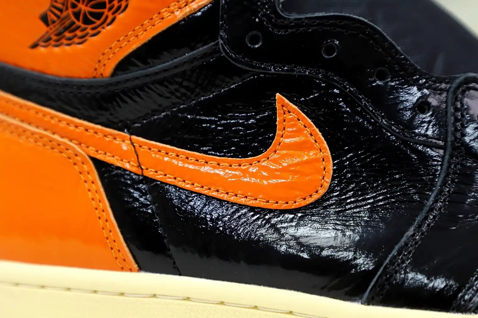 'SHATTERED Kimikick AIR RETRO 3.0' 1 HIGH OG BACKBOARD JORDAN 0713